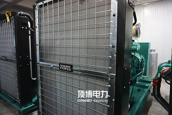 選購(gòu)指南｜柴油發(fā)電機(jī)組銅質(zhì)水箱和鋁質(zhì)水箱該如何選擇？